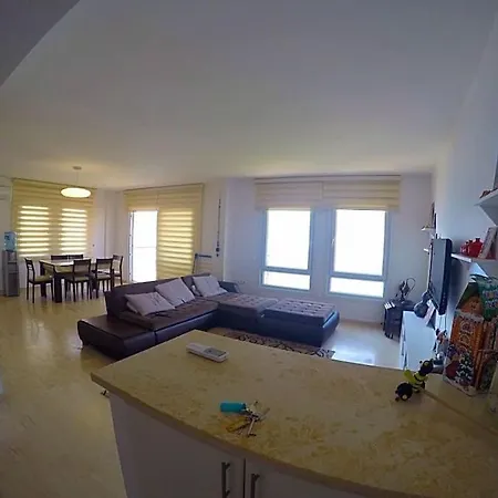 Siteye Ozel Havuz Ve Plajli Apart - Stella Maris Kas